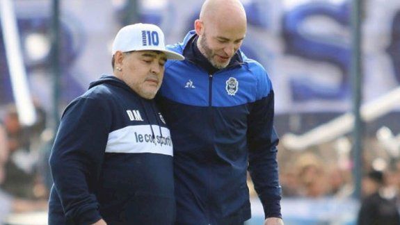 Entrenadores de la región bancan al Gallego Méndez