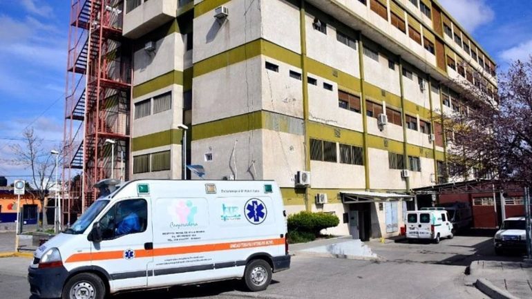 El hombre, oriundo de Roca, terminó en el Hospital.