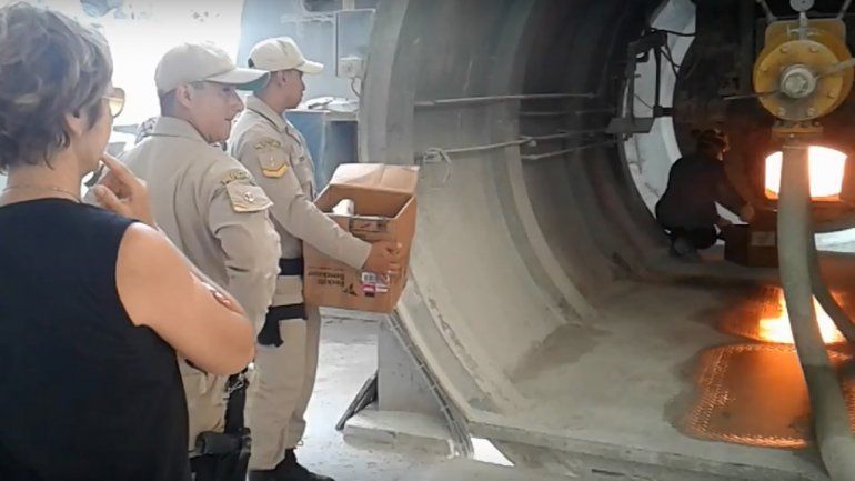 Quemaron 145 kilos de marihuana y medio kilo de cocaína en ALPAT