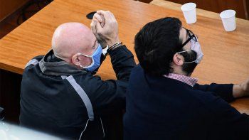 tuvo secuestrada y abuso de su pareja durante 23 anos