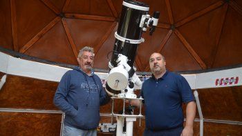 convocan a los vecinos a disfrutar del observatorio astronomico