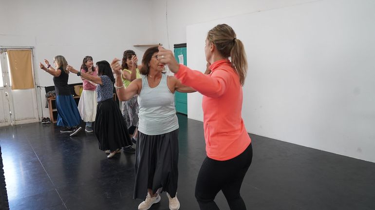 El arte en la cuidad se expande en 280 disciplinas disponibles a través de las escuelas y los talleres barriales.