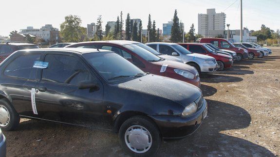 El predio de Pacheco se llena de autos secuestrados
