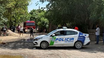 Enorme conmoción causó el Allen el incendio de una casa, donde murió una niña de 8 años. Enorme conmoción causó el Allen el incendio de una casa, donde murió una niña de 8 años.