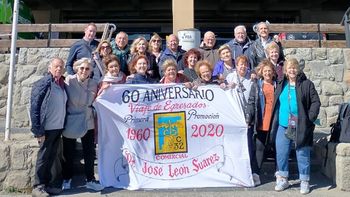 egresados 60 años depsues.jpg