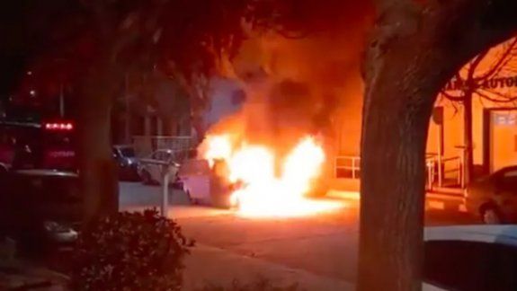 Roca: un auto explotó durante los festejos por el triunfo de Argentina