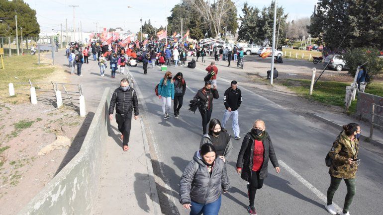 Manifestantes levantaron los cortes en los puentes