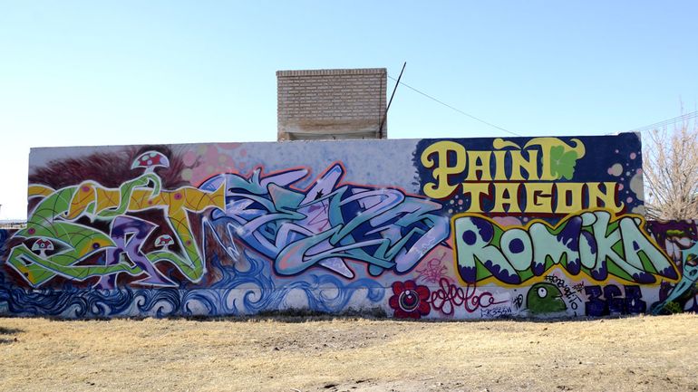 El imponente mural de 25 de Mayo y Paraguay, obra de los chicos de Ninjaz Crew. El imponente mural de 25 de Mayo y Paraguay, obra de los chicos de Ninjaz Crew.