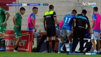 la dura caida al foso de un jugador del ascenso