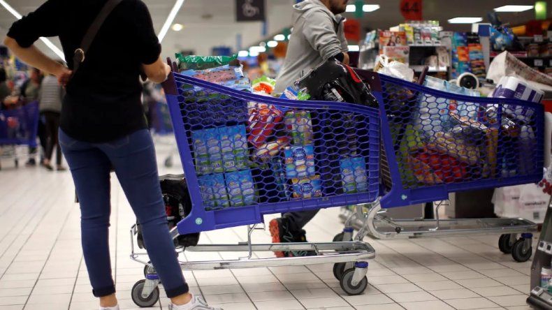 Alimentos y Bebidas con alto peso de,los impuestos en el precio al consumidor