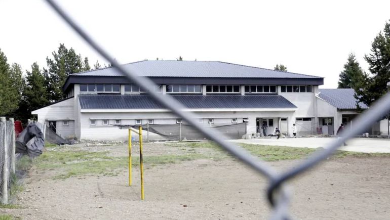El intento de secuestro del nene de 11 a&ntilde;os fue a metros de la escuela de Dina Huapi.