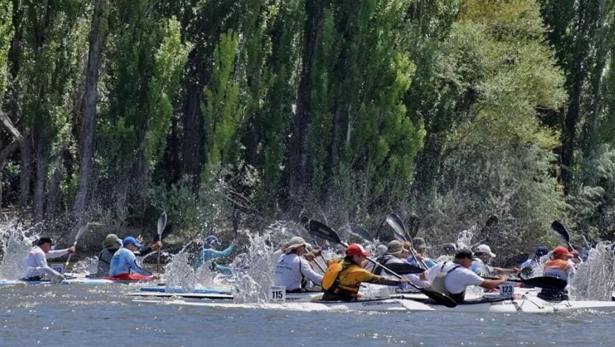 La Regata del Río Negro está cerca de concluir.