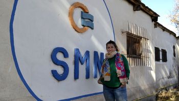 La geóloga María Inés Gil desarrolla una actividad científica relevante para el presente y el futuro de la sociedad. Investiga el comportamiento y los cambios que se dan en el campo magnético de la Tierra y sus implicancias para la humanidad.