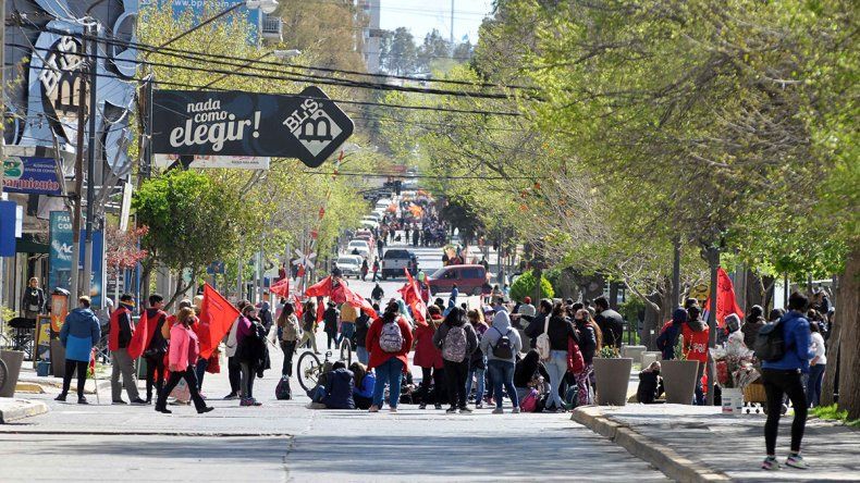 La Avenida Argentina cortada en septiembre de 2021 por organizaciones sociales.