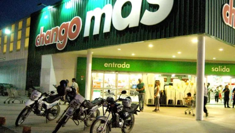 Desde el supermercado Chango Más indicaron la versión del accidente (Foto Archivo)