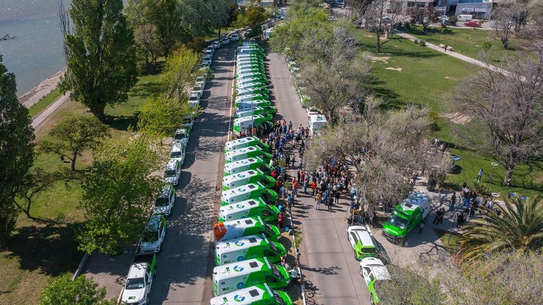 26 vehículos llegarán a las distintas localidades del Alto Valle