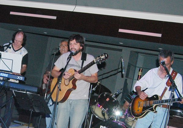 Revolución Uno volvió a deleitar a los cipoleños después de ocho años