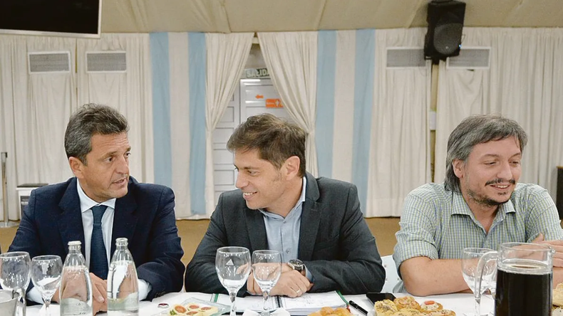 Massa, Kicillof y Máximo buscan definir el futuro del PJ
