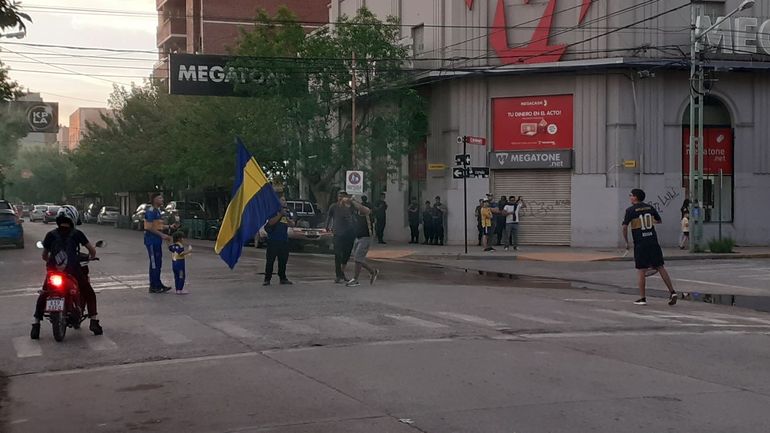 Hinchas de Boca hicieron el aguante pese a la derrota