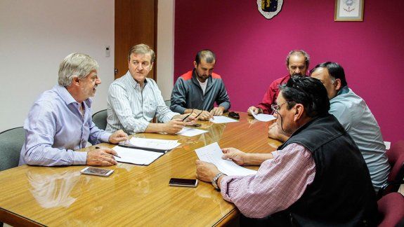 La Muni convocó a gremios para negociar salarios