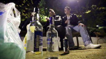 excesos: en el manzanar los pibes tomaron alcohol hasta desmayarse