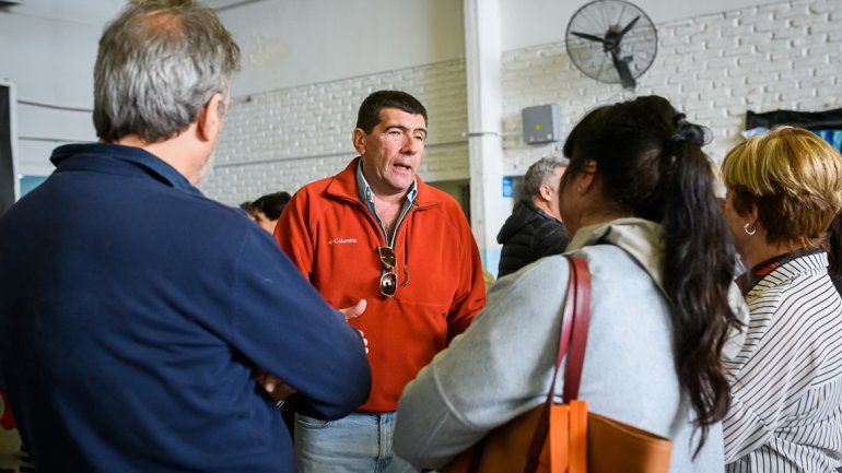 Juntos se organiza para salir  a la cancha