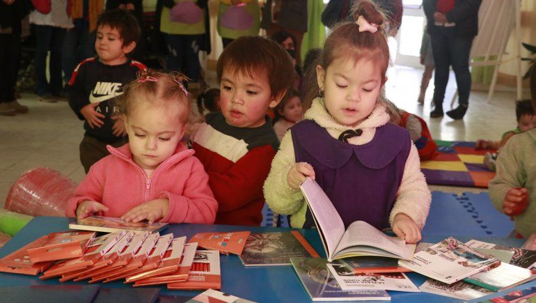 Los centros infantiles cipoleños recibieron nuevo material didáctico 