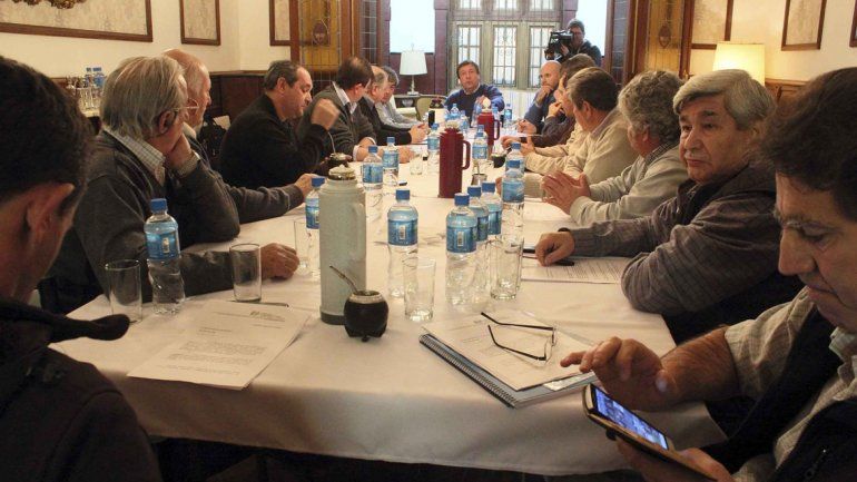 Gobierno y Federación de Productores gestionarán nueva reunión con Nación