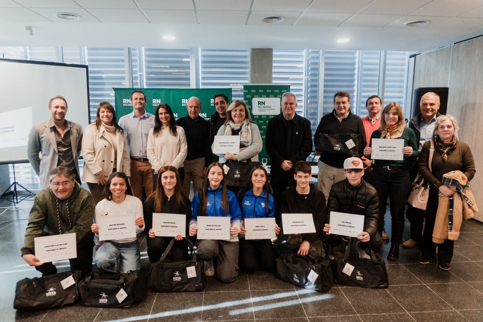 Deportistas y clubes de Cipolletti y Villa Regina, fueron reconocidos por su esfuerzo.&nbsp;