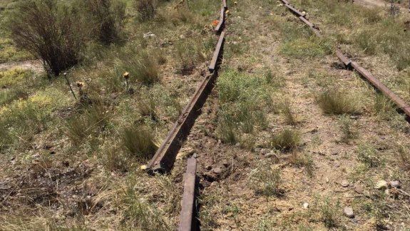 Robaron 4 mil metros de rieles de la vía que une Bahía Blanca con Viedma