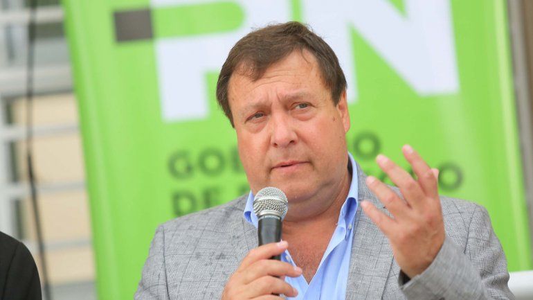 El gobernador admitió que la fruticultura es una cuota pendiente.