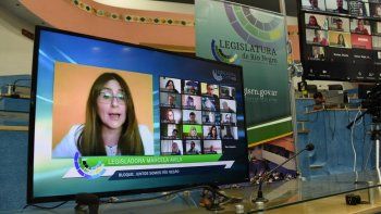 aprueban donacion de treinta vehiculos usados a bomberos voluntarios