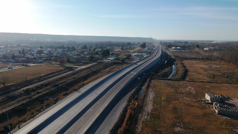 El martes abren al tránsito cuatro nuevos puentes de la autopista Ruta Nacional 22