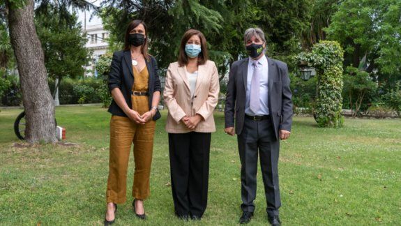 Carreras tomó juramento a la ministra Minor y al ministro Stopiello