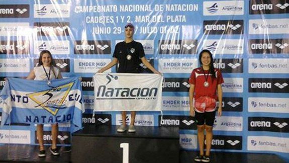 Cantera, en lo más alto del podio.