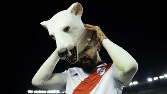 La decisión bomba que tomó Gallardo con un héroe de Madrid