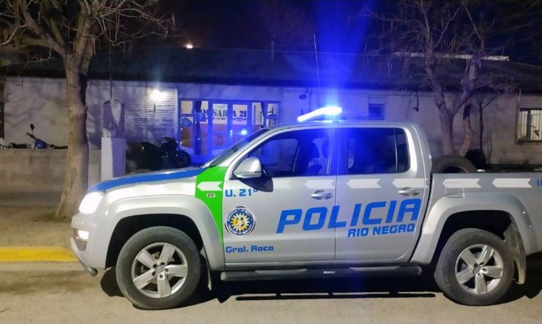 La policía de Roca detuvo al hijo ladrón. Su pareja era buscada intensamente.