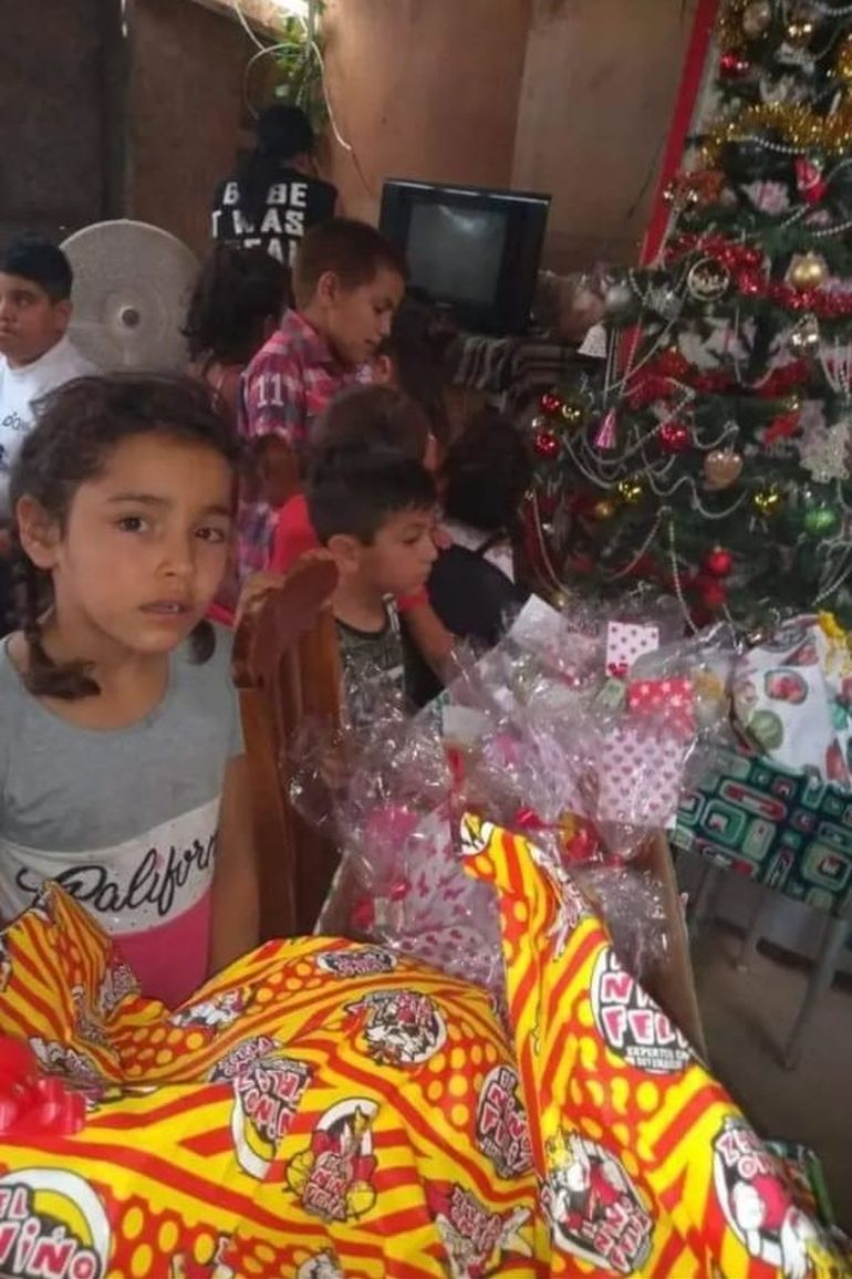 Los impulsores del comedor Ubuntu Ferri están organizando una mesa de festejos para el martes 23 de diciembre con motivo de la Navidad. El año pasado, la celebración navideña se cumplió con gran suceso.