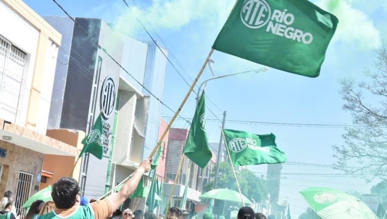 ATE Río Negro resolverá medidas de protestas en organismos nacionales para la próxima semana.