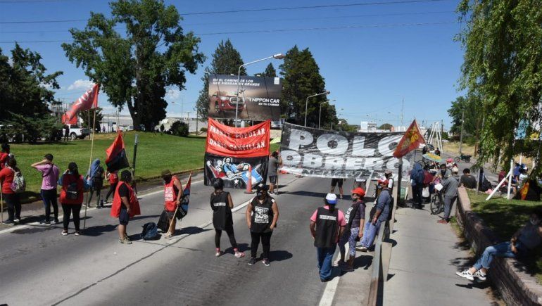 Organizaciones sociales amenazan cortar los puentes