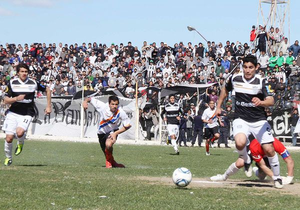 Cipo y Roca, locales en Allen