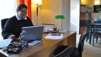 empresario denunciado por estafa mando un mensaje por facebook