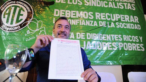 Aguiar quiere que políticos y sindicalistas publiquen sus bienes