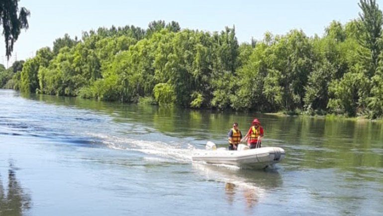 Hallaron el cuerpo del joven que cayó al río Neuquén