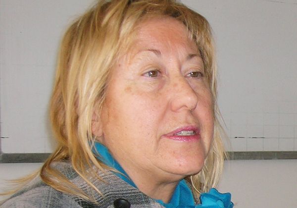 “Hay cadenas de negocios disfrazadas a través de la emergencia”