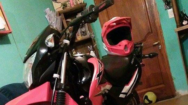 La imagen de la moto robada se difundió en las redes sociales.