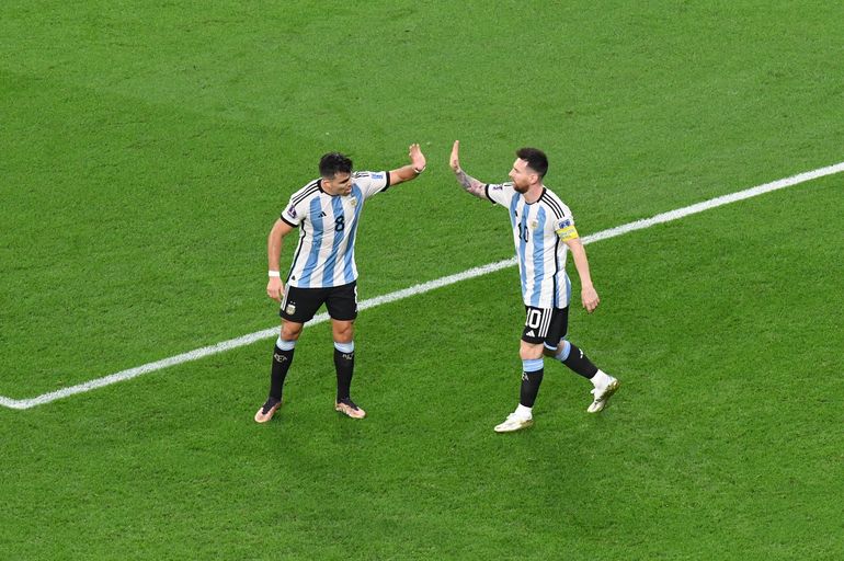 Messi y el zapalino Acuña