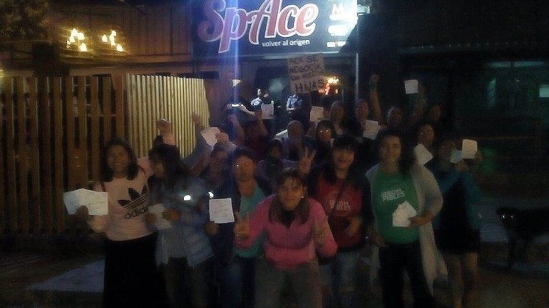 Mujeres cipoleñas escracharon al boliche tras la violación grupal de una adolescente