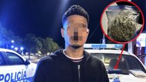 El hombre de Neuquén detenido en Roca con una bolsa de marihuana, una balanza y dinero en efectivo. El hombre de Neuquén detenido en Roca con una bolsa de marihuana, una balanza y dinero en efectivo.
