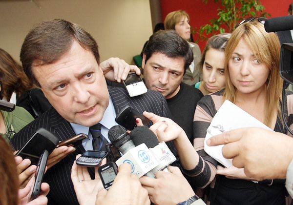 Weretilneck oficializó la convocatoria para cubrir las vacantes en el STJ